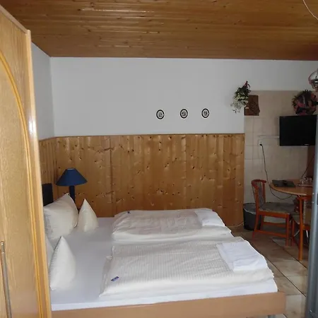 Edelweiss Guest house 3*