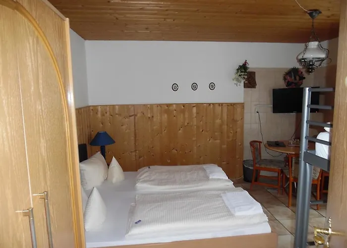 Edelweiss Casa de hóspedes 3*